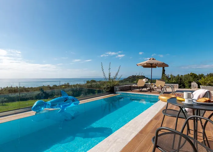 Emerald Hotel Stoúpa